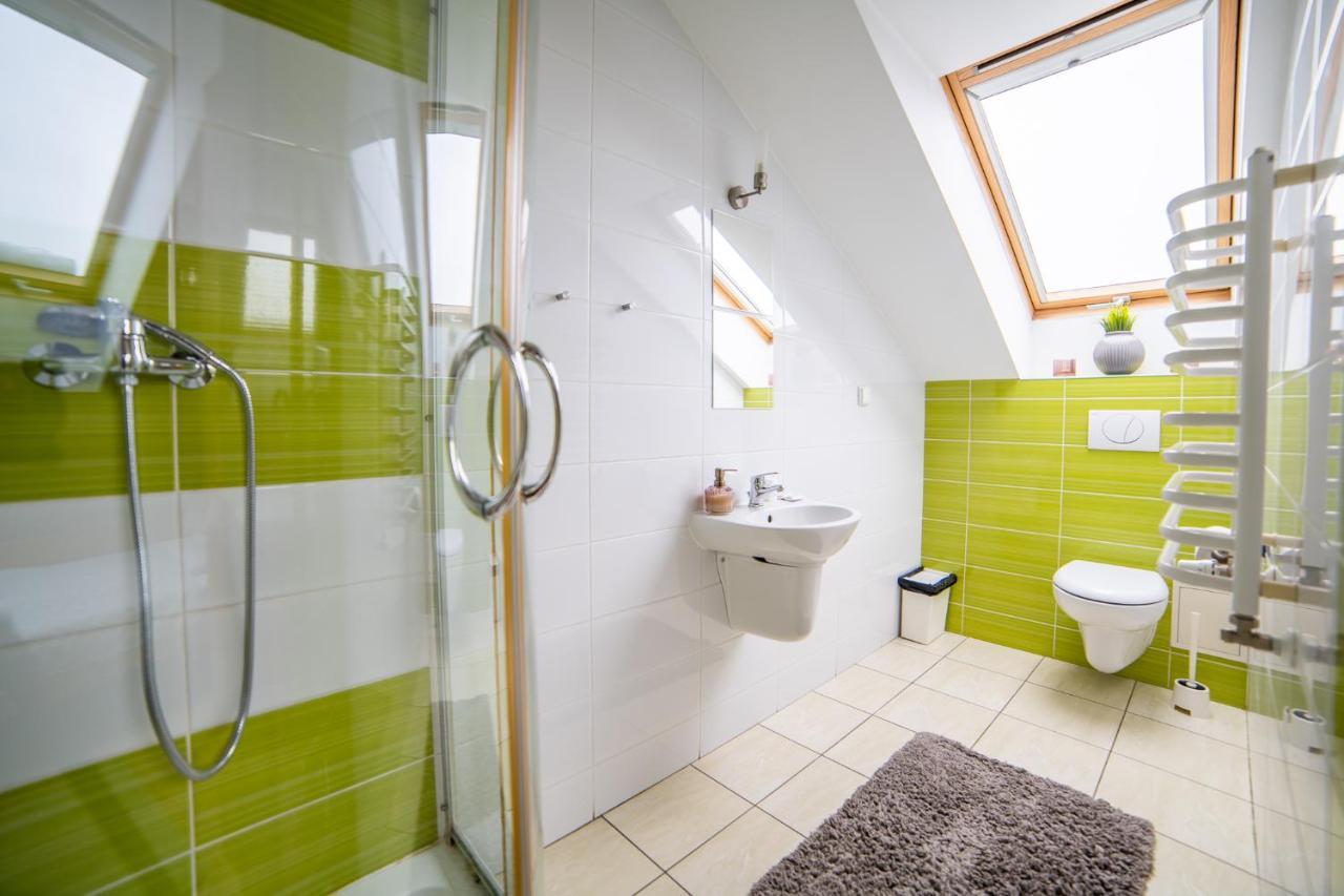 Gosciniec Pod Lilijka Hotell Podzamcze  Exteriör bild
