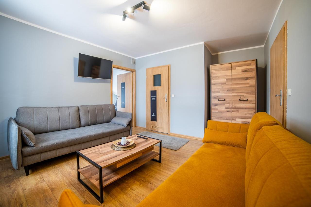 Gosciniec Pod Lilijka Hotell Podzamcze  Exteriör bild